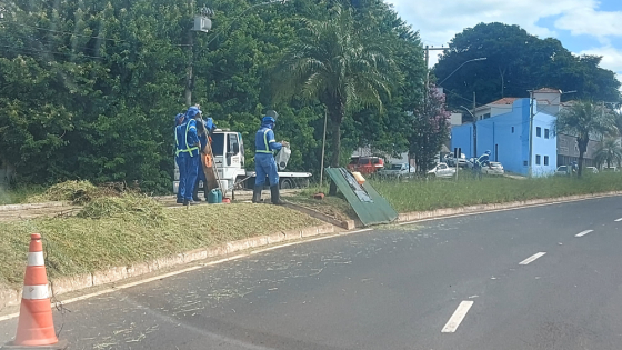 Araxá terá serviços de limpeza, manutenção de vias e estradas rurais nesta sexta-feira (21)